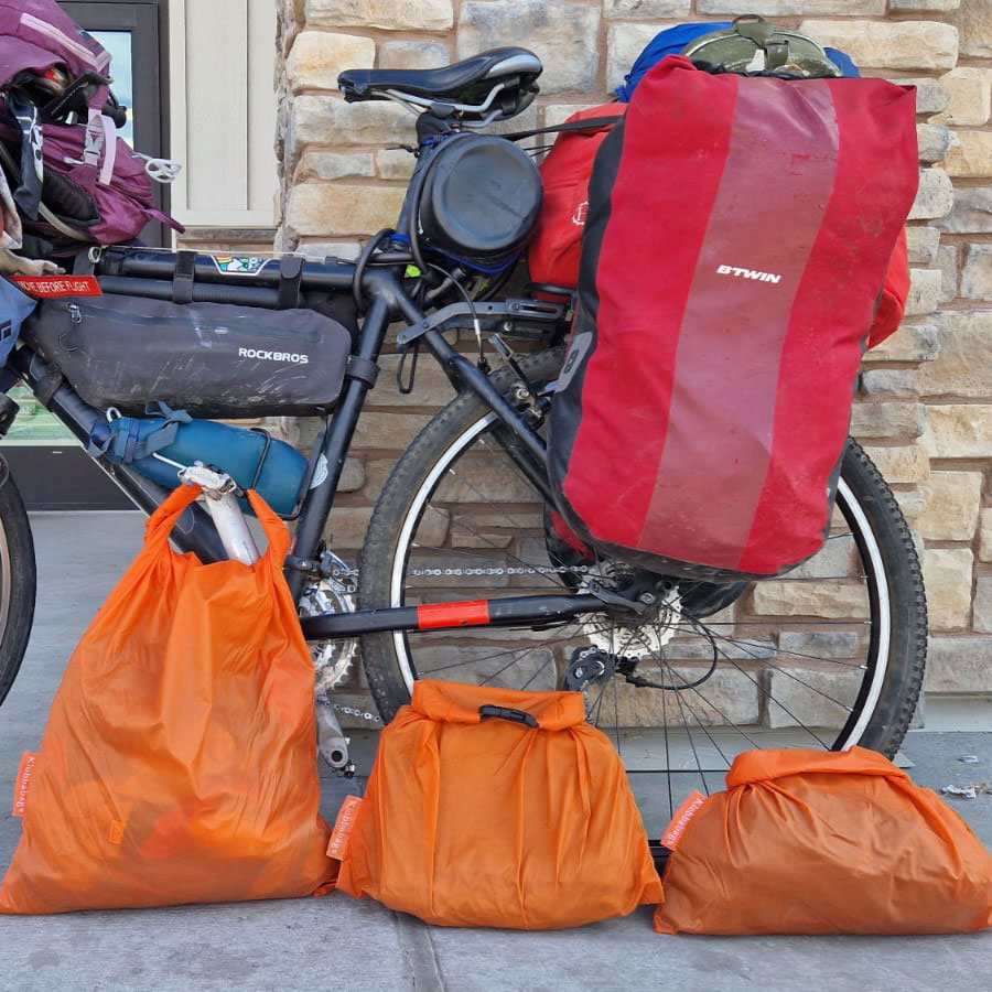 Loris-3-bags